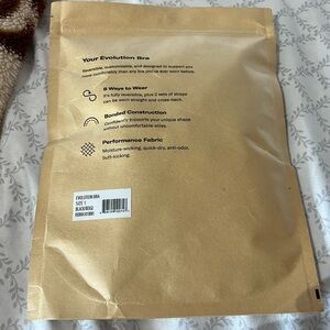 Knix - Evolution Bra - Size 1 - Colour: Black/Beige